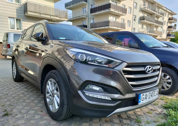 Hyundai Tucson cena 69900 przebieg: 240000, rok produkcji 2017 z Rumia małe 67